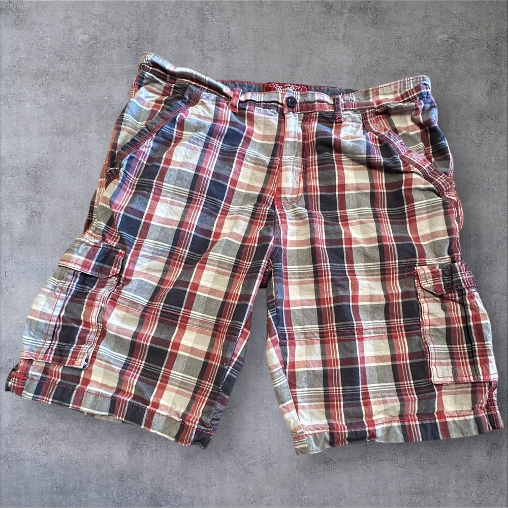 Broken Threads Mens Plaid Cargo Shorts Size 36 Red Blue‎ Cotton Casual